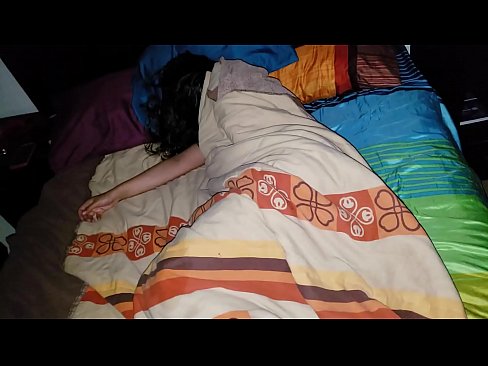 ❤️ Vicfilo kritikante sian junan duonpatrinon dum ŝi dormas. ❤ Anala video ĉe eo.elitemangas.top ❤